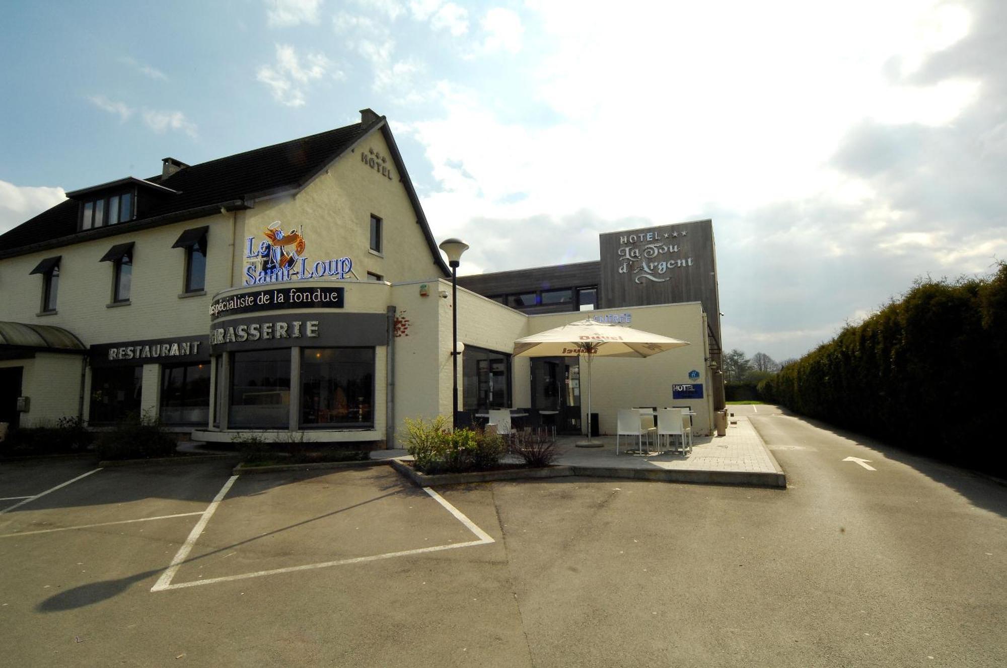 Hotel Le Saint Loup Gembloux Exterior photo